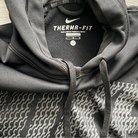 Nike Crop Black Hoodie - Picture 2 of 2